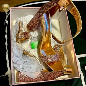 Gold Glitter heels Size 11